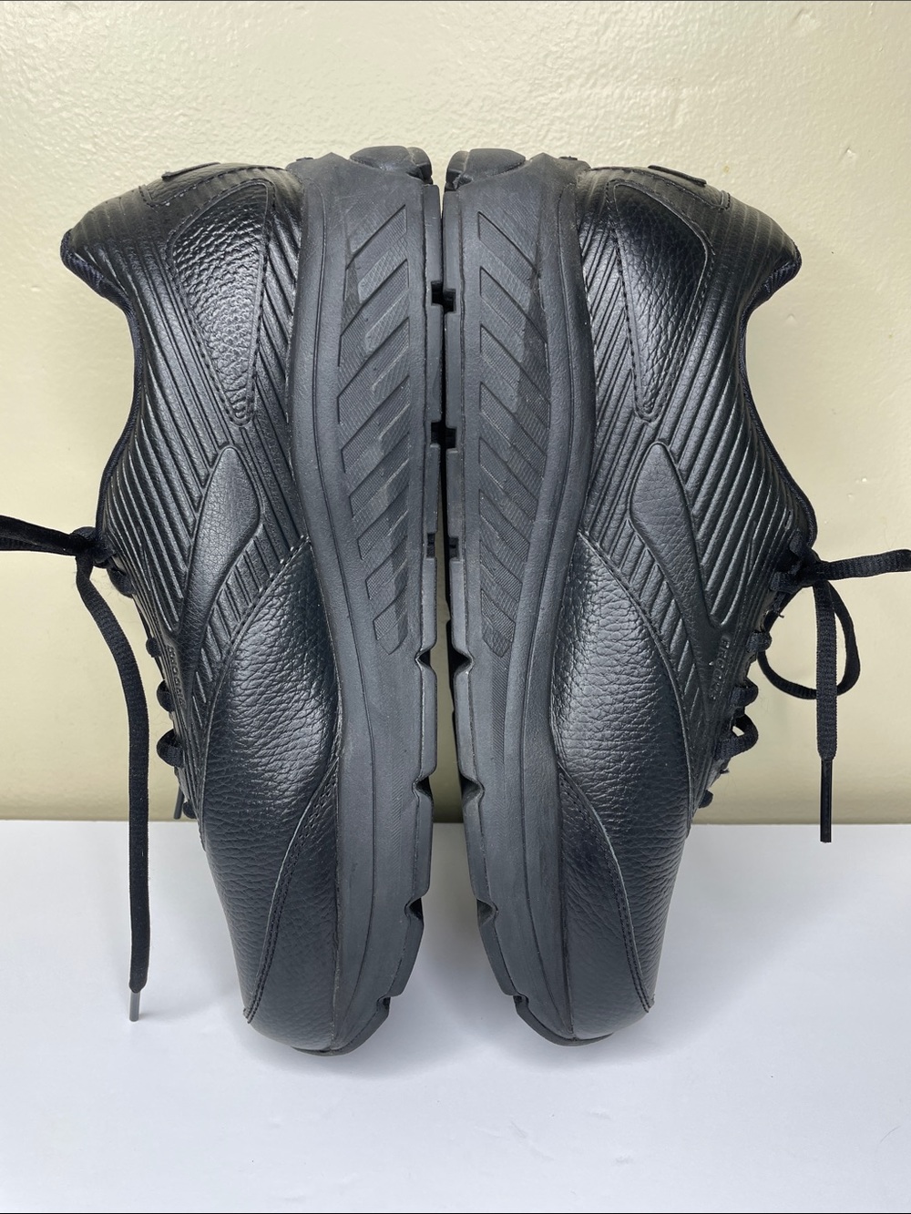 BROOKS Addition Walker 2 Woman’s Black Leather Shoes Size 11 EXTRA WIDE - Picture 6 of 12